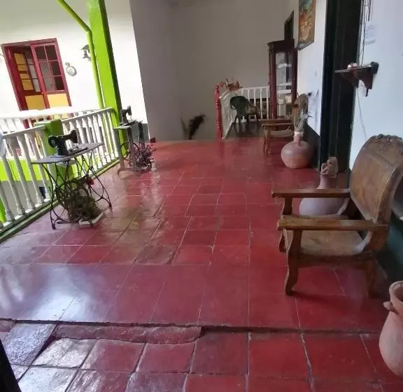 ユースホステル La Casona 1859