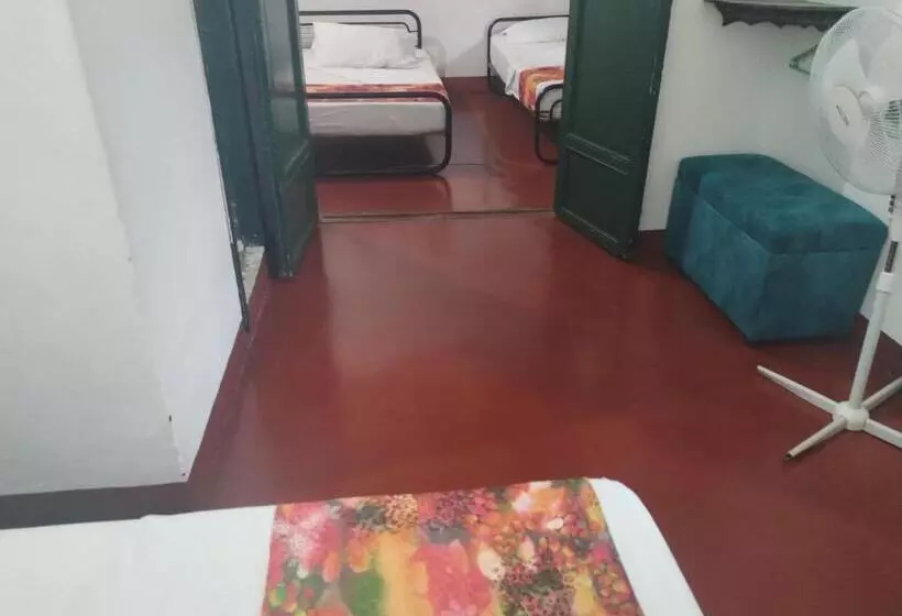 ユースホステル La Casona 1859