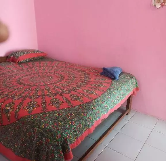 Majatalo Om Ganesh Naik Guest House
