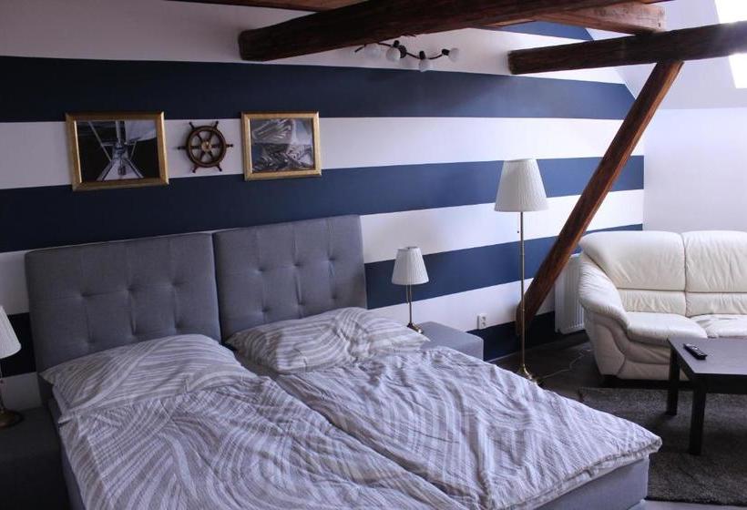 פנסיון Penzion Nautica