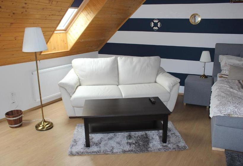 פנסיון Penzion Nautica