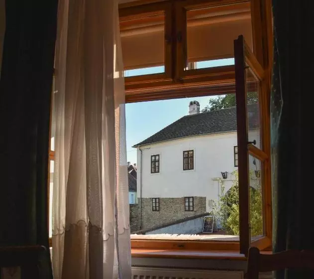 Majatalo Pont Vendégház