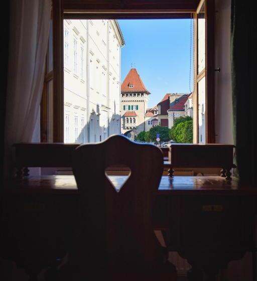 ペンション Pont Vendégház