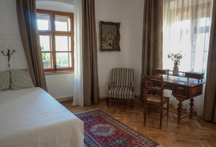 ペンション Pont Vendégház