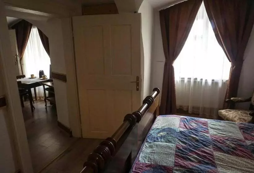 Majatalo Pont Vendégház