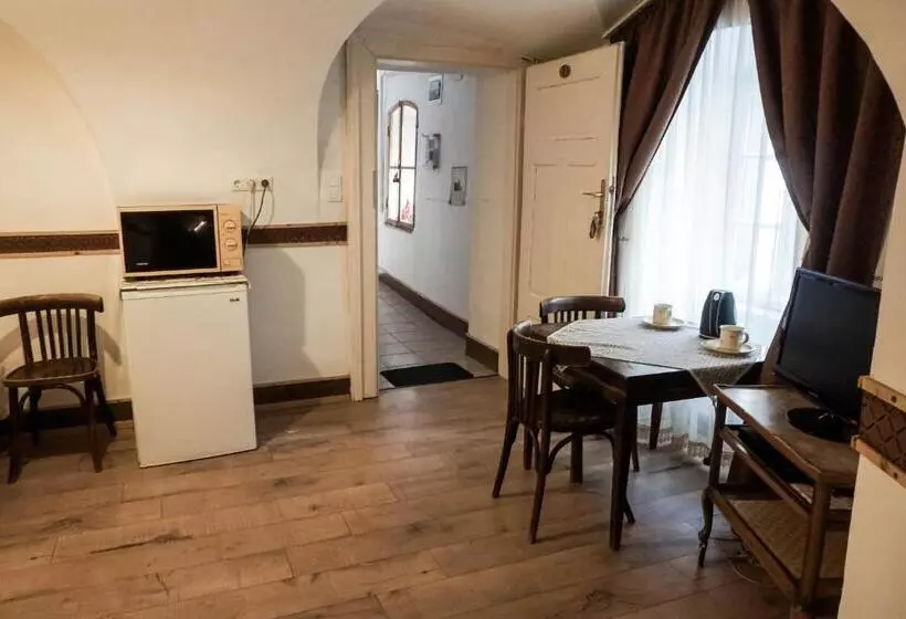 Majatalo Pont Vendégház