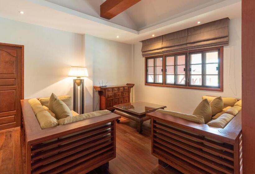 پانسیون Wandee Garden