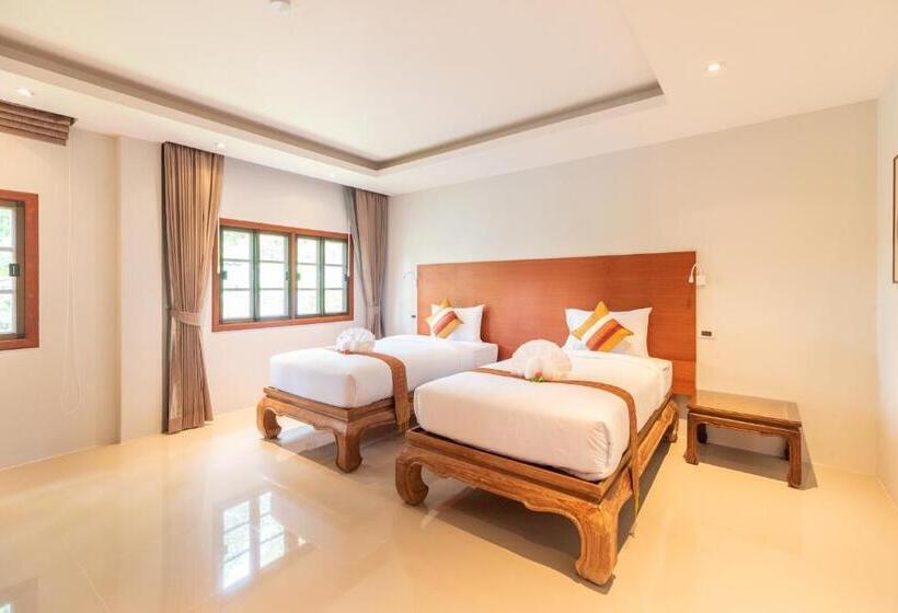 پانسیون Wandee Garden