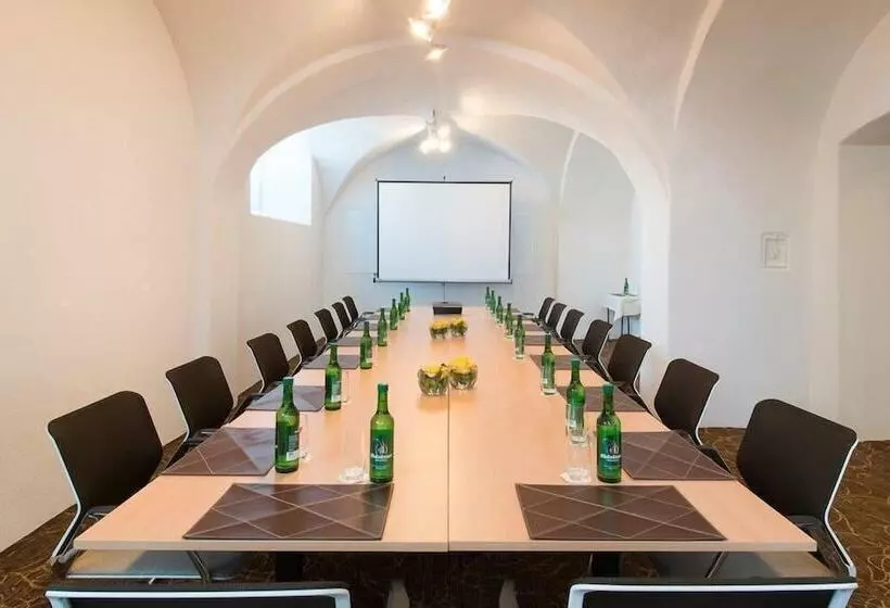 Hotelli Residenz Alte Post Bonaduz