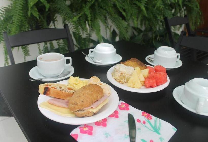 ペンション Pousada Orquideas De Maria