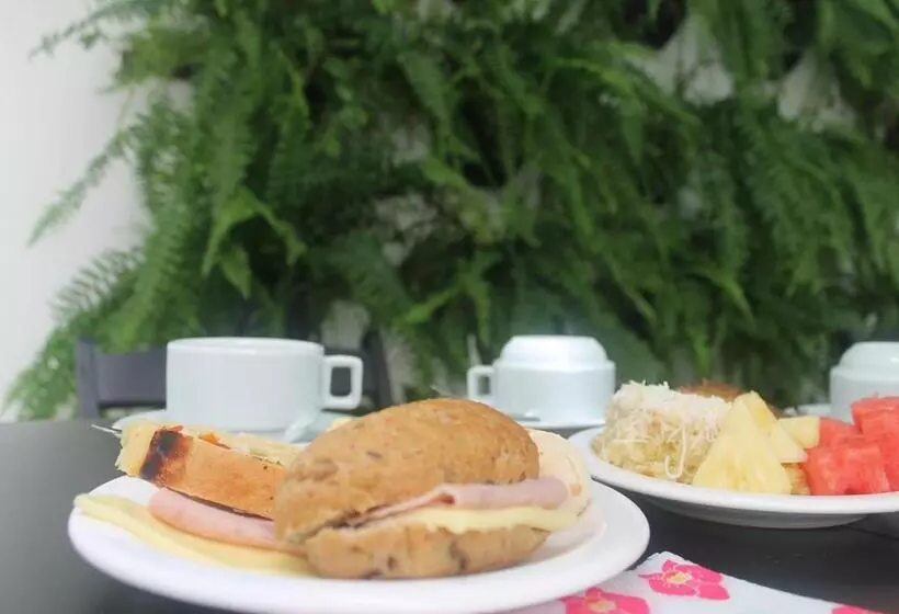 ペンション Pousada Orquideas De Maria