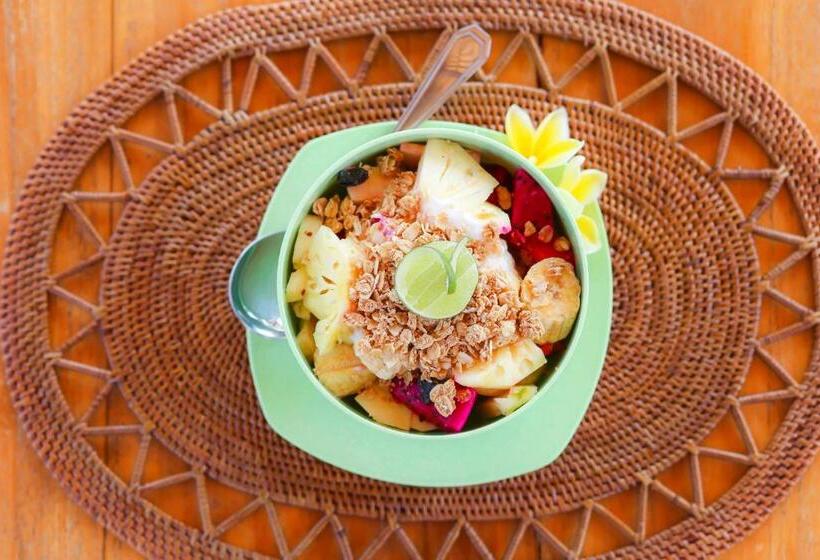 פנסיון Telaga Sari Bingin