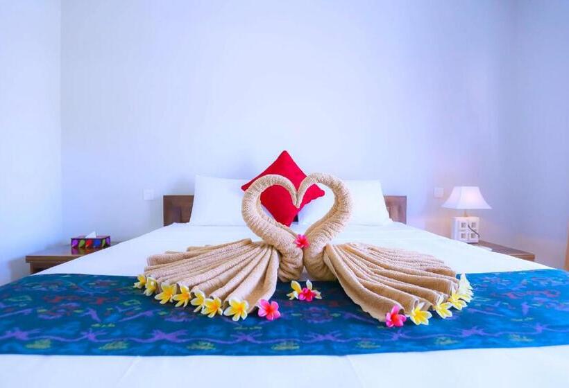 פנסיון Telaga Sari Bingin