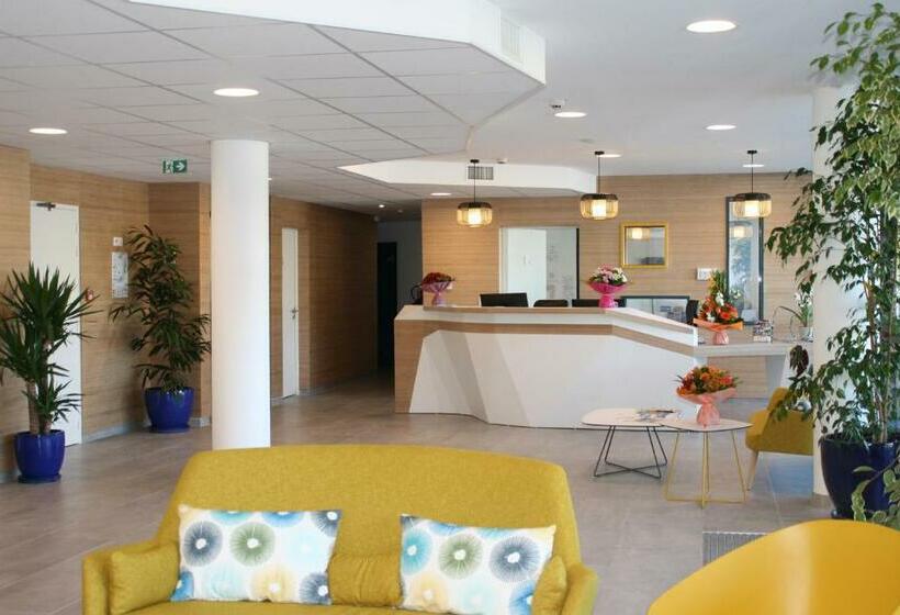 Résidence Vacances Bleues Les Coteaux De Jonzac