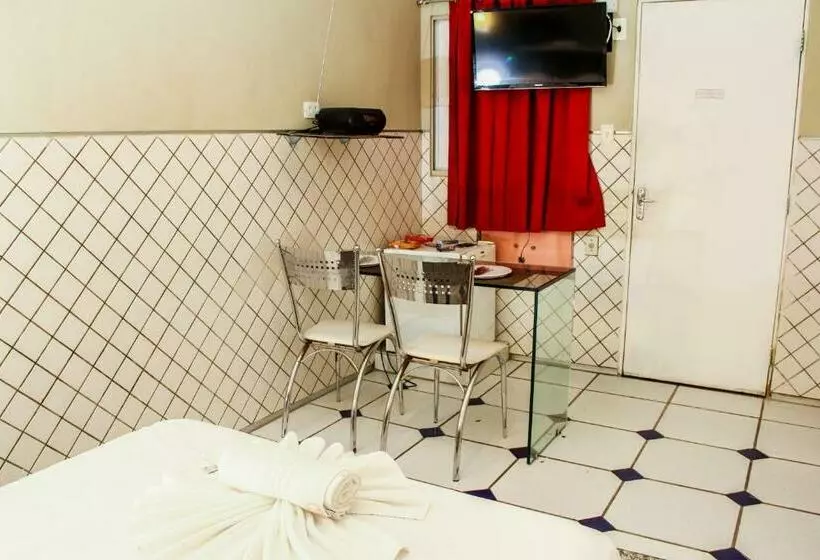 & Motel Henrique Dias