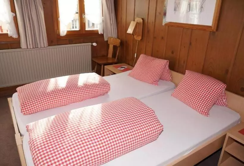 ユースホステル Gasthaus Zum Sternen