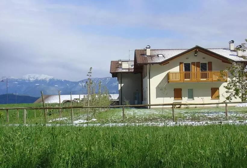 ホテル Agriturismo Girasole