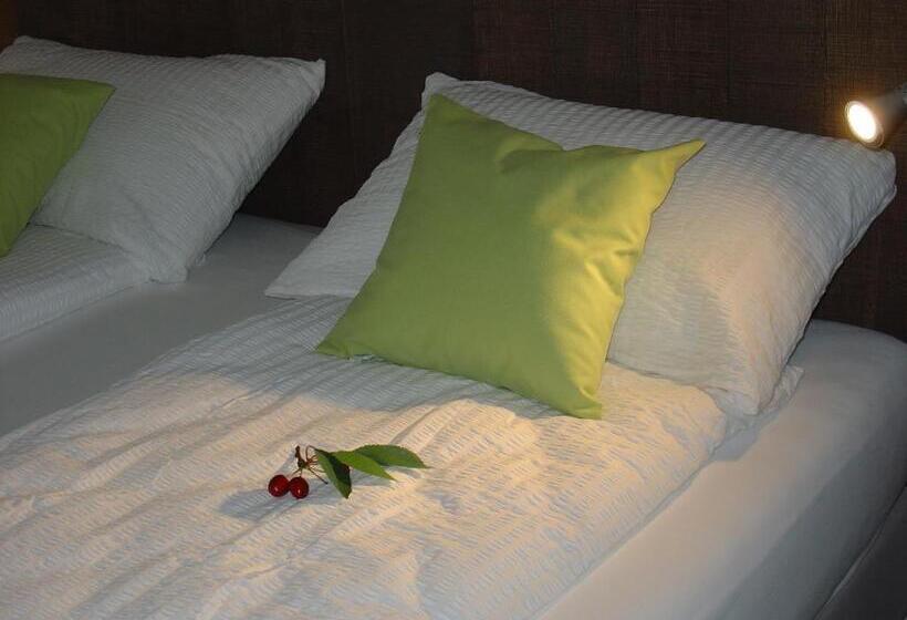 ホテル Agriturismo Girasole