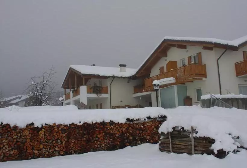 ホテル Agriturismo Girasole