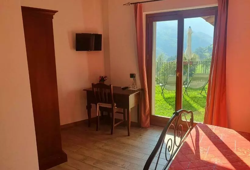 Hotelli Agriturismo Nona Rosa