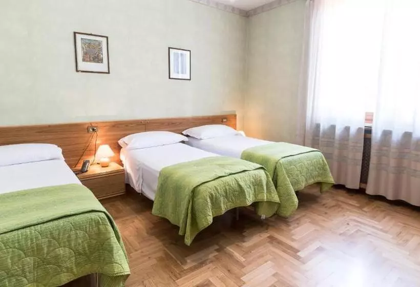 Majatalo Camere R 75