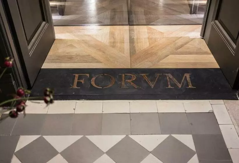 پانسیون Forvm Experience