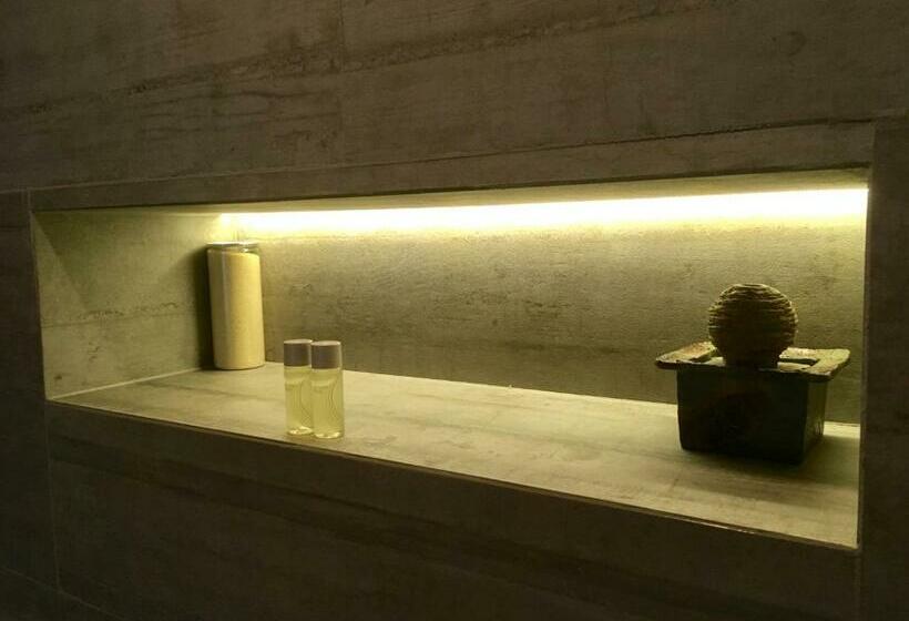 پانسیون Forvm Experience