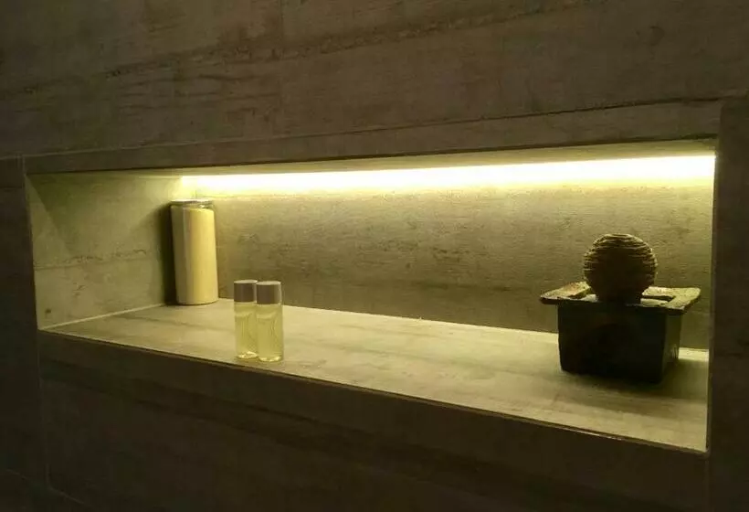 پانسیون Forvm Experience