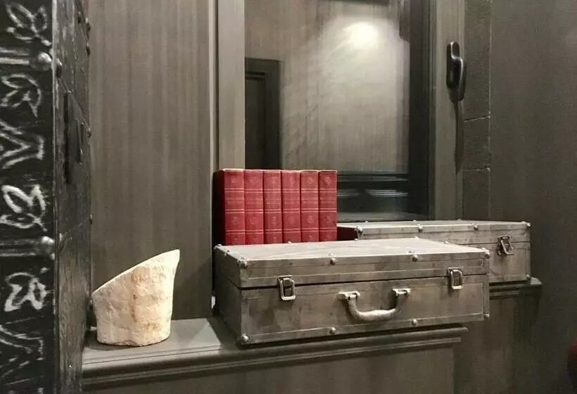 پانسیون Forvm Experience