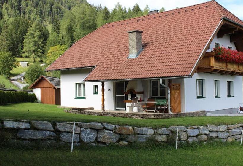 بنسيون Gästehaus Maria Trattner