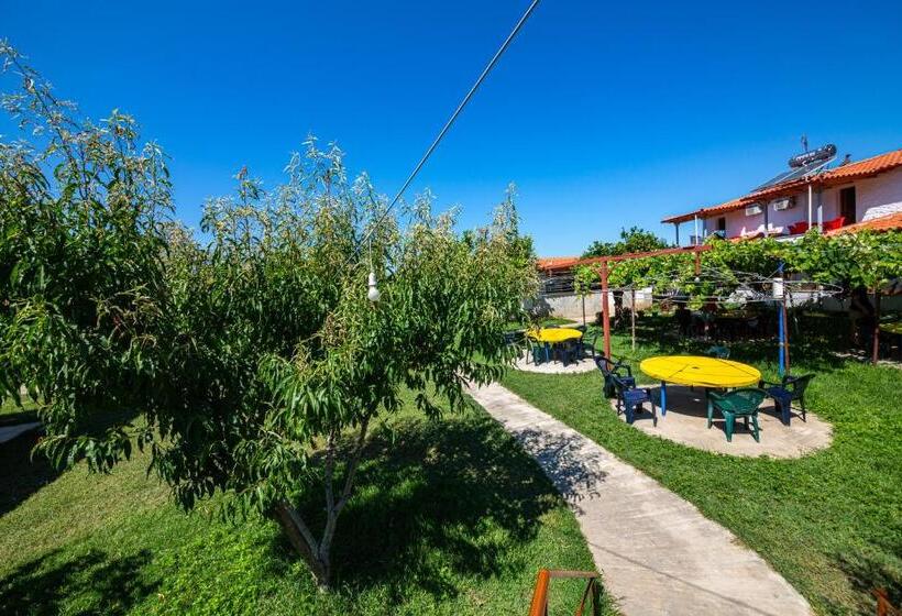 پانسیون Guest House Luiza