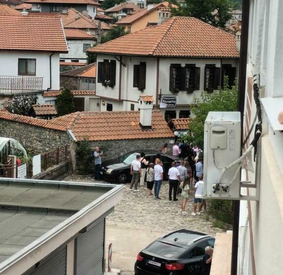 פנסיון Guest House The House