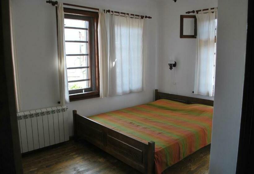 פנסיון Guest House The House