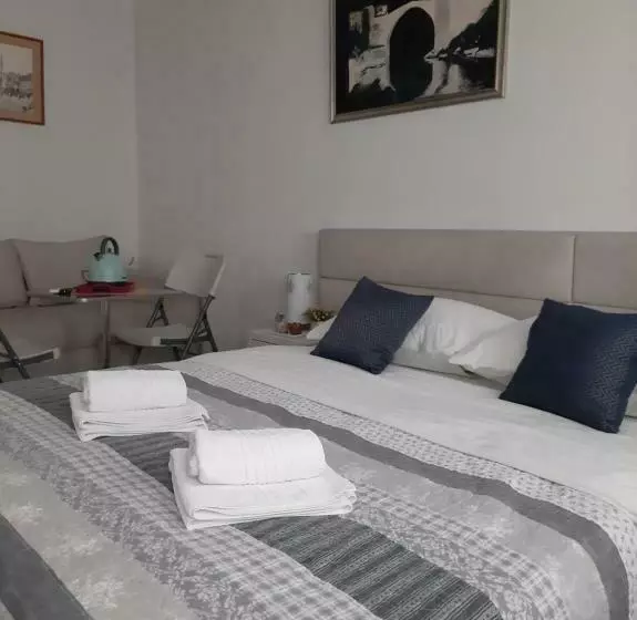 پانسیون Guest House Vanja