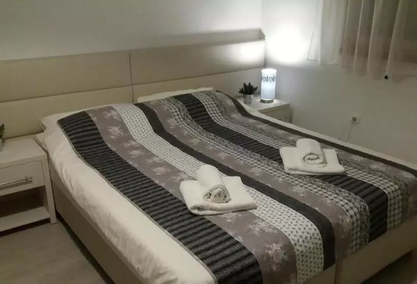 پانسیون Guest House Vanja
