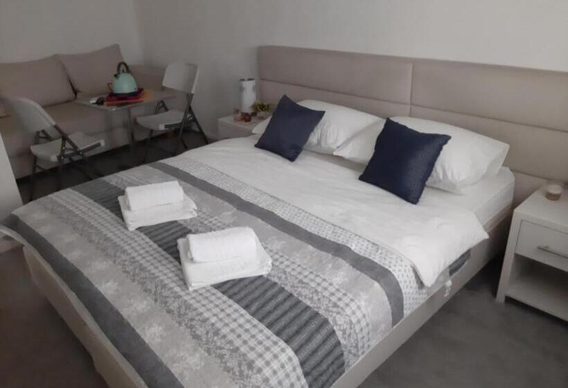 پانسیون Guest House Vanja