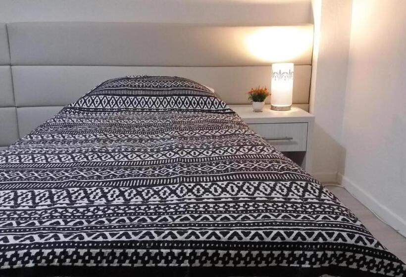 پانسیون Guest House Vanja