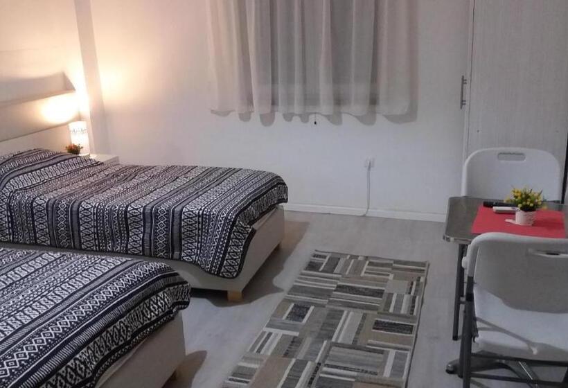 پانسیون Guest House Vanja