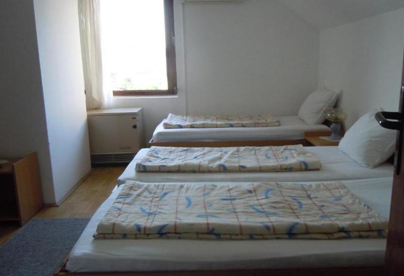 پانسیون Apartmani Sobe Biljana