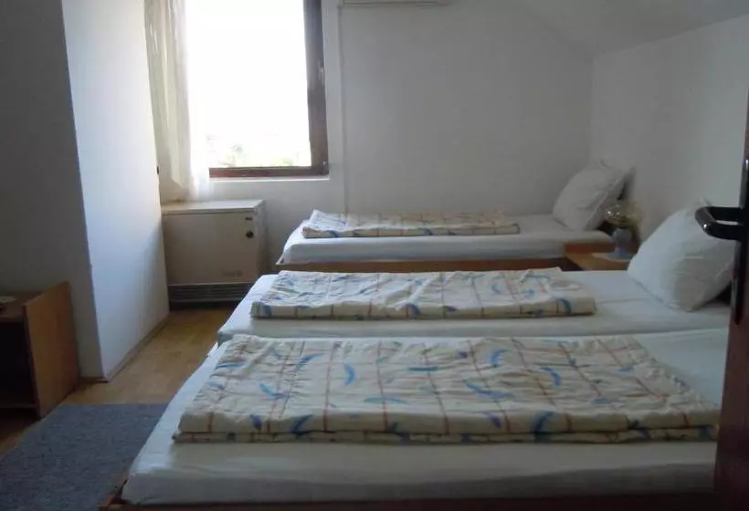 پانسیون Apartmani Sobe Biljana