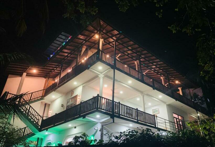 پانسیون Hiru Resort Inn Unawatuna