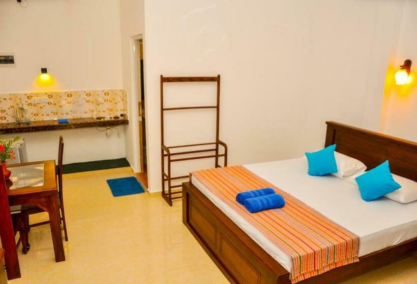 پانسیون Hiru Resort Inn Unawatuna