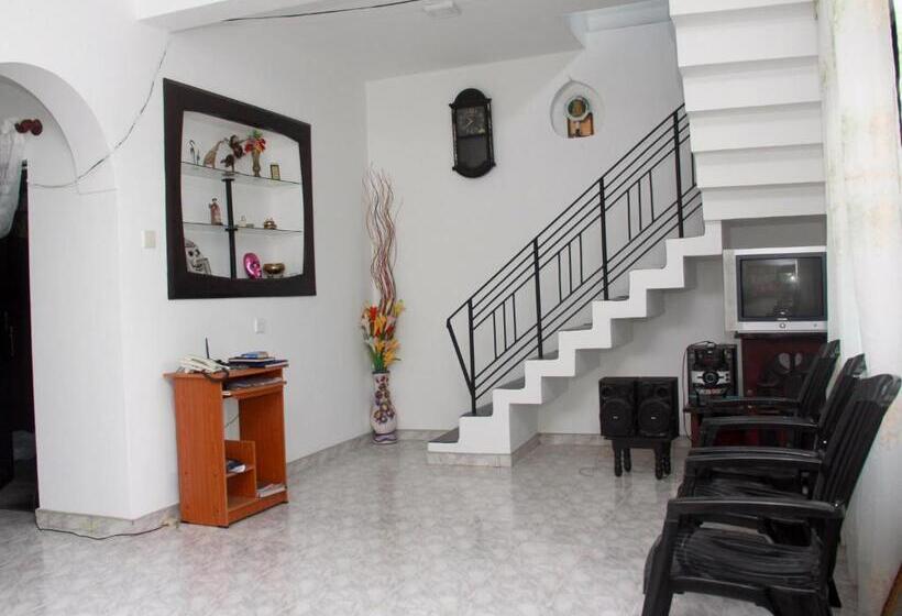 Pensão Mirissa Harbour View