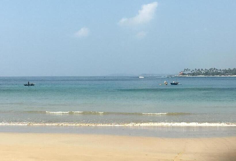 Пансион Singhe House