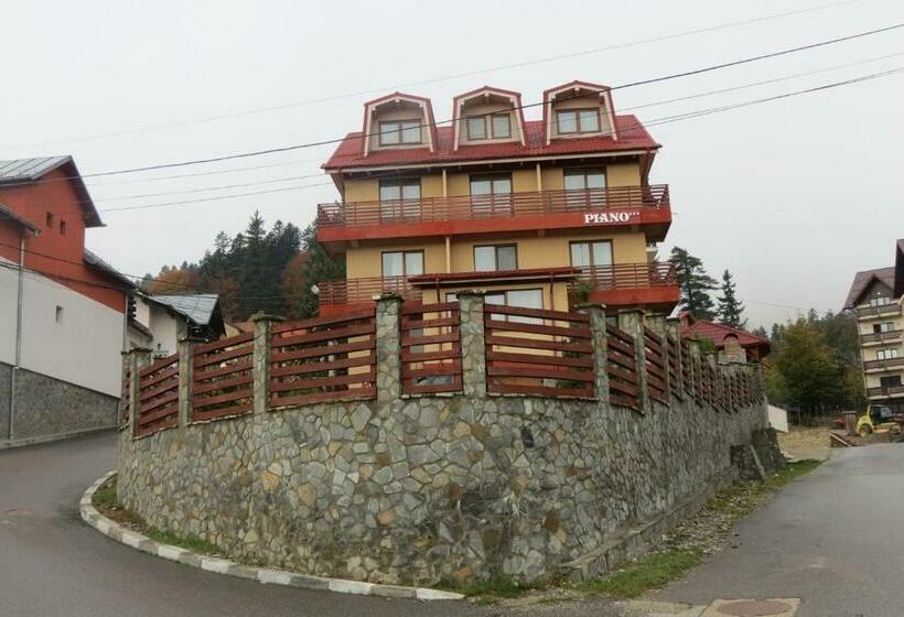 פנסיון Vila Piano