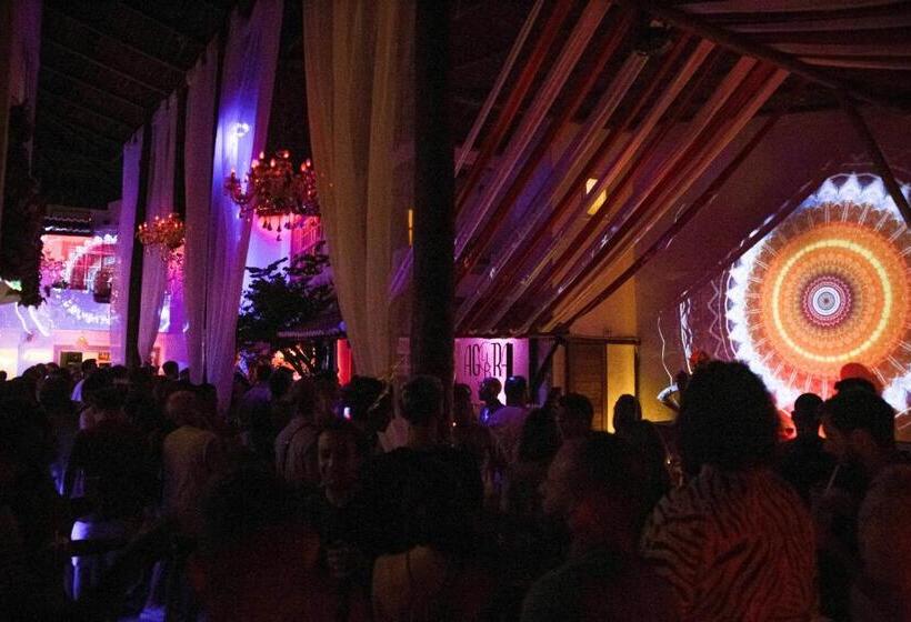 Agora Pousada E Bar