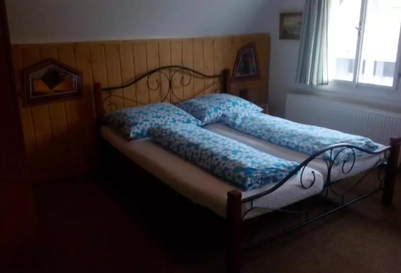 Retkeilymaja Pension Rybářská Bašta