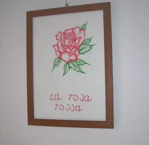 ホテル Agriturismo La Rosa Montefalco