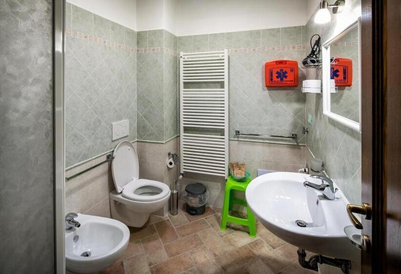 호텔 Agriturismo La Rosa Montefalco