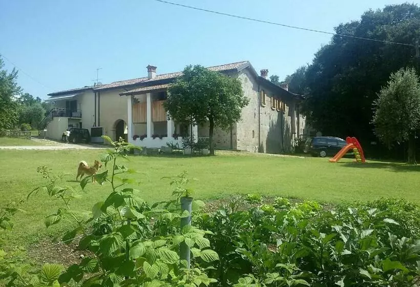هتل Agriturismo La Scala